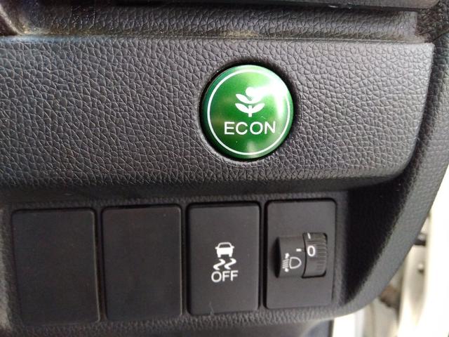 １オーナー☆ナビ☆Ｂｌｕｅｔｏｏｔｈ☆バックカメラ☆ＤＶＤ／ＣＤ再生☆ＥＴＣ☆アイドリングストップ☆ＥＣＯＮ☆ヘッドライトレベライザー☆ミラーウィンカー☆プッシュスタート☆走行３．８万ｋｍ☆試乗ＯＫ☆