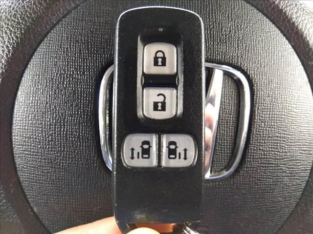 ターボ☆ナビ☆Ｂｌｕｅｔｏｏｔｈ☆バックカメラ☆ビルトインＥＴＣ☆シートヒーター☆キセノンライト☆ＬＥＤフォグ☆パドルシフト☆両側電動ドア☆クルーズコントロール☆ＣＴＢＡ☆ハーフレザーシート☆試乗ＯＫ