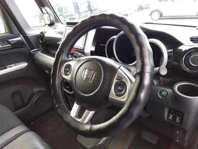 ターボ☆ナビ☆Ｂｌｕｅｔｏｏｔｈ☆バックカメラ☆ビルトインＥＴＣ☆シートヒーター☆キセノンライト☆ＬＥＤフォグ☆パドルシフト☆両側電動ドア☆クルーズコントロール☆ＣＴＢＡ☆ハーフレザーシート☆試乗ＯＫ