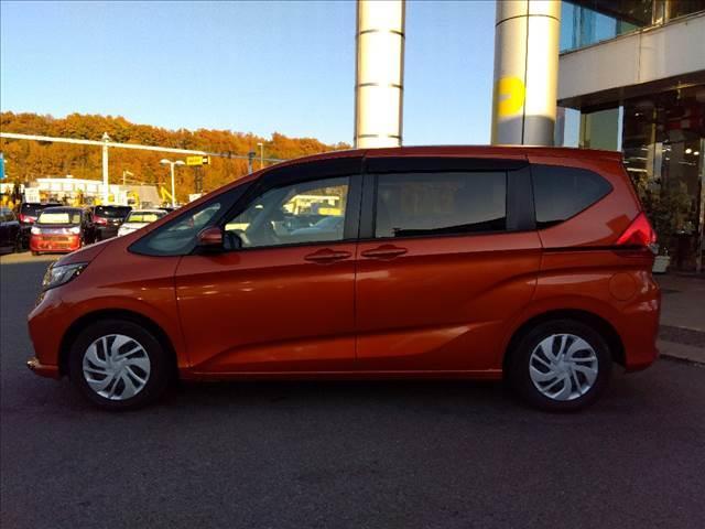 フリード G・ホンダセンシング☆ナビ☆両側電動ドア☆走行3.2万km☆ ☆ホンダセンシング☆ナビ☆TV☆Bluetooth☆バックカメラ☆ビルトインETC☆前後ドラレコ☆前席シートヒーター☆LEDライト☆両側電動ドア☆アイドリングストップ☆ACC☆スマートキー☆試乗OK☆(9枚目)