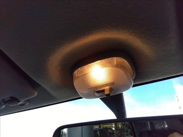 ジムニー ランドベンチャー☆最終１０型☆４ＷＤ☆ターボ☆ハーフレザー☆　☆最終１０型☆４ＷＤ☆インタークーラーターボ☆専用ハーフレザーシート☆シートヒーター☆背面タイヤ☆純正１６インチＡＷ☆オーディオ☆ＵＳＢ接続☆ＣＤ再生☆ミラーウィンカー☆キーレス☆走行２．２万ｋｍ☆（15枚目）