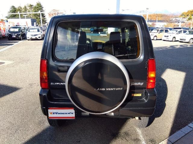 ジムニー ランドベンチャー☆最終１０型☆４ＷＤ☆ターボ☆ハーフレザー☆　☆最終１０型☆４ＷＤ☆インタークーラーターボ☆専用ハーフレザーシート☆シートヒーター☆背面タイヤ☆純正１６インチＡＷ☆オーディオ☆ＵＳＢ接続☆ＣＤ再生☆ミラーウィンカー☆キーレス☆走行２．２万ｋｍ☆（26枚目）