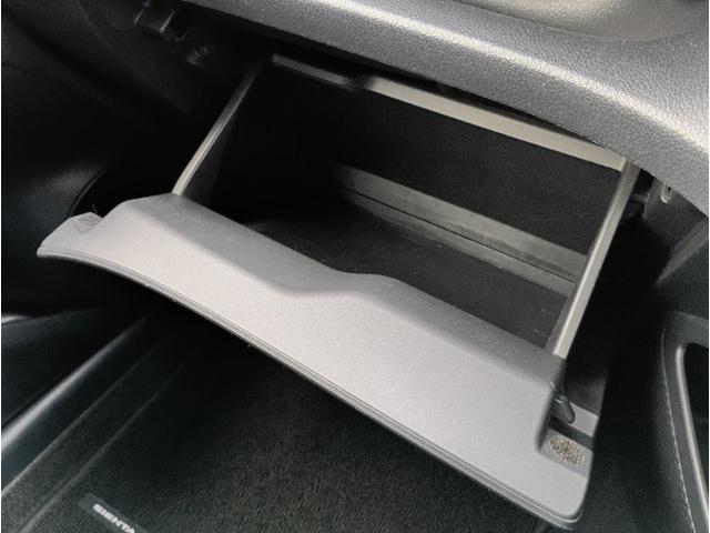 シエンタ Ｇ☆ナビ☆Ｂｌｕｅｔｏｏｔｈ☆両側電動ドア☆走行４．０万ｋｍ　☆純正ナビ☆ＴＶ☆Ｂｌｕｅｔｏｏｔｈ☆バックカメラ☆ＥＴＣ☆両側パワースライドドア☆アイドリングストップ☆ステアリングスイッチ☆スマートキー☆プッシュスタート☆純正フロアマット＆バイザー☆試乗ＯＫ☆（49枚目）