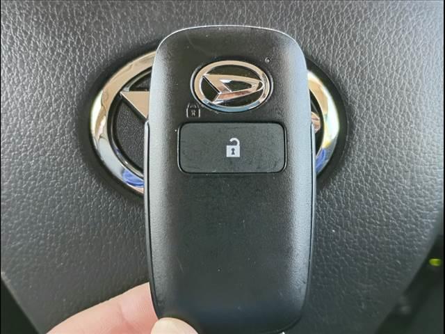 タント Ｘスペシャル☆スマートアシスト☆ナビ☆ドラレコ☆ＬＥＤオート　スマートアシスト☆ナビ☆Ｂｌｕｅｔｏｏｔｈ☆ＥＴＣ☆ドラレコ☆両側スライドドア☆コーナーセンサー☆車線逸脱警報☆オートハイビーム☆ＬＥＤオートライト☆ロングスライドシート☆走行４．８万ｋｍ☆試乗ＯＫ☆（17枚目）