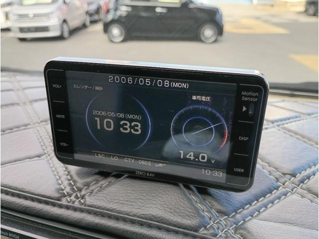 ハイエースワゴン ＧＬ☆ベットキット☆ＲＥＶＯシート☆バッドフェイスボンネット　４ＷＤ☆ベットキット☆レボシート☆電動ドア☆ローダウン☆バッドフェイスボンネット☆ギブソンリアバンパー☆Ｂａｃｋ９ショック☆ファブレス２０ＡＷ☆社外ＬＥＤテール☆８型ナビ☆バックカメラ☆後席モニター☆（13枚目）