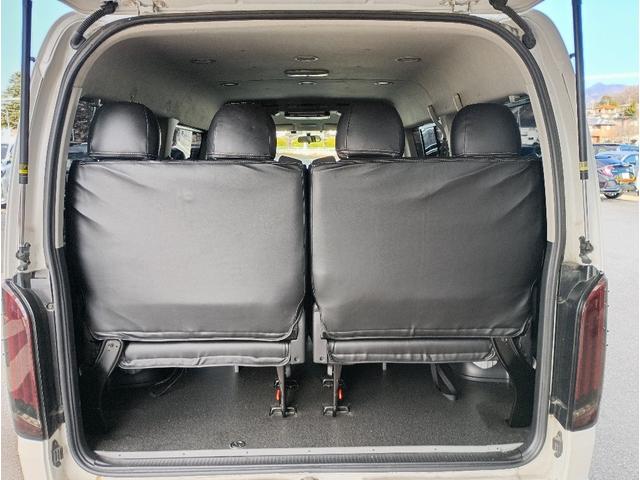 ハイエースワゴン ＧＬ☆ベットキット☆ＲＥＶＯシート☆バッドフェイスボンネット　４ＷＤ☆ベットキット☆レボシート☆電動ドア☆ローダウン☆バッドフェイスボンネット☆ギブソンリアバンパー☆Ｂａｃｋ９ショック☆ファブレス２０ＡＷ☆社外ＬＥＤテール☆８型ナビ☆バックカメラ☆後席モニター☆（25枚目）