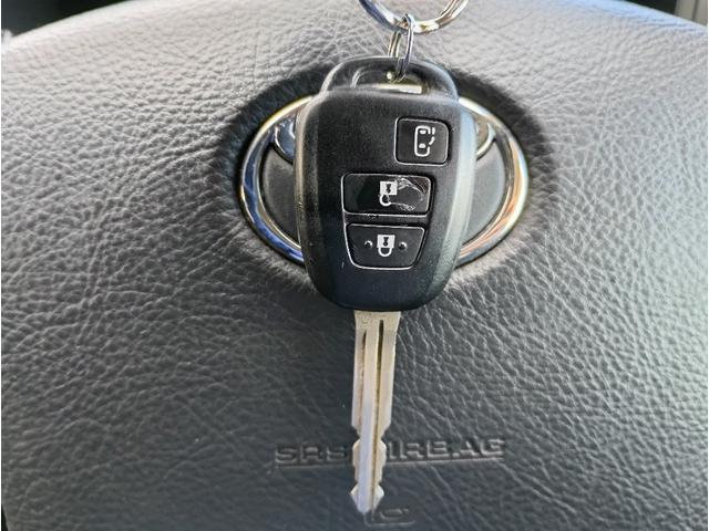 ハイエースワゴン ＧＬ☆ベットキット☆ＲＥＶＯシート☆バッドフェイスボンネット　４ＷＤ☆ベットキット☆レボシート☆電動ドア☆ローダウン☆バッドフェイスボンネット☆ギブソンリアバンパー☆Ｂａｃｋ９ショック☆ファブレス２０ＡＷ☆社外ＬＥＤテール☆８型ナビ☆バックカメラ☆後席モニター☆（58枚目）