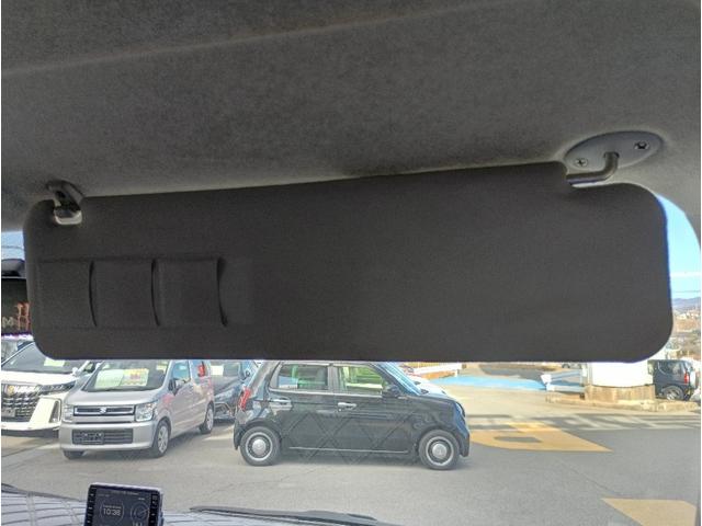 ハイエースワゴン ＧＬ☆ベットキット☆ＲＥＶＯシート☆バッドフェイスボンネット　４ＷＤ☆ベットキット☆レボシート☆電動ドア☆ローダウン☆バッドフェイスボンネット☆ギブソンリアバンパー☆Ｂａｃｋ９ショック☆ファブレス２０ＡＷ☆社外ＬＥＤテール☆８型ナビ☆バックカメラ☆後席モニター☆（67枚目）