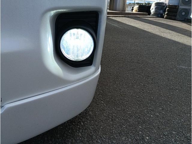 ハイエースワゴン ＧＬ☆ベットキット☆ＲＥＶＯシート☆バッドフェイスボンネット　４ＷＤ☆ベットキット☆レボシート☆電動ドア☆ローダウン☆バッドフェイスボンネット☆ギブソンリアバンパー☆Ｂａｃｋ９ショック☆ファブレス２０ＡＷ☆社外ＬＥＤテール☆８型ナビ☆バックカメラ☆後席モニター☆（75枚目）