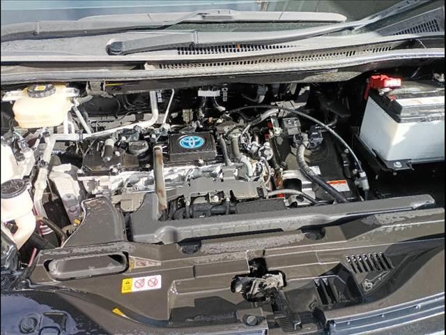 ヴォクシー ハイブリッドS-Z☆1オナ☆10.5型ナビ☆14型後席モニタ セーフティセンス☆10.5型ナビ☆14型後席モニター☆バックカメラ☆前席・2列目シートヒーター☆オットマン☆両側電動ドア☆パワーバックドア☆ビルトインETC2.0☆LEDライト☆ハーフレザー☆試乗OK(19枚目)