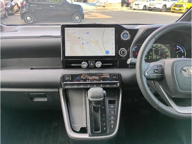 ヴォクシー ハイブリッドS-Z☆1オナ☆10.5型ナビ☆14型後席モニタ セーフティセンス☆10.5型ナビ☆14型後席モニター☆バックカメラ☆前席・2列目シートヒーター☆オットマン☆両側電動ドア☆パワーバックドア☆ビルトインETC2.0☆LEDライト☆ハーフレザー☆試乗OK(39枚目)