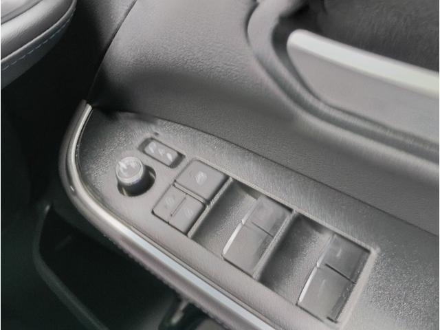 ヴォクシー ハイブリッドS-Z☆1オナ☆10.5型ナビ☆14型後席モニタ セーフティセンス☆10.5型ナビ☆14型後席モニター☆バックカメラ☆前席・2列目シートヒーター☆オットマン☆両側電動ドア☆パワーバックドア☆ビルトインETC2.0☆LEDライト☆ハーフレザー☆試乗OK(61枚目)