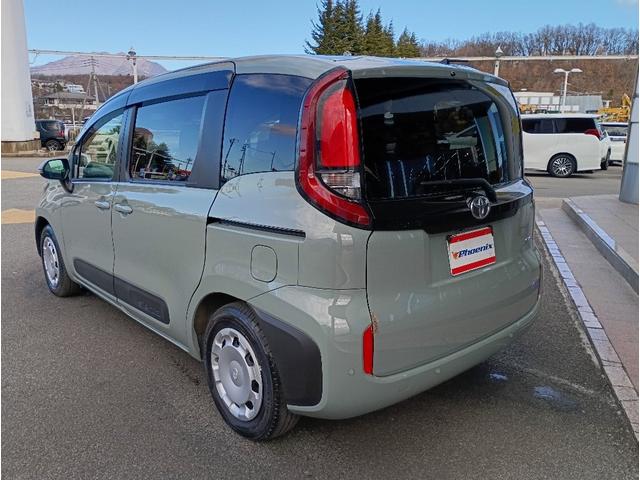 シエンタ ハイブリッドＧ☆１オナ☆８インチディスプレイ☆カープレイ☆　☆セーフティセンス☆８型ディスプレイオーディオ☆Ｂｌｕｅｔｏｏｔｈ☆パノラミックビューモニター☆ビルトインＥＴＣ２．０☆両側電動ドア☆ＬＥＤライト☆ＢＳＭ☆クリアランスソナー☆スマートキー☆試乗ＯＫ☆（27枚目）