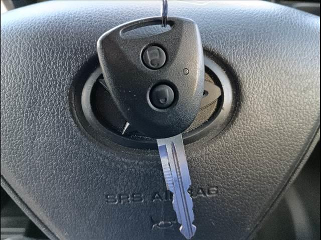 ミライース ＬＳＡＩＩＩ☆スマートアシスト３☆ＢＴ接続☆バックカメラ☆　☆スマートアシスト３☆ナビ☆Ｂｌｕｅｔｏｏｔｈ接続☆バックカメラ☆衝突回避支援ブレーキ☆車線逸脱警報☆誤発進抑制☆コーナーセンサー☆オートハイビーム☆アイドリングストップ☆走行５．６万ｋｍ☆試乗ＯＫ☆（17枚目）