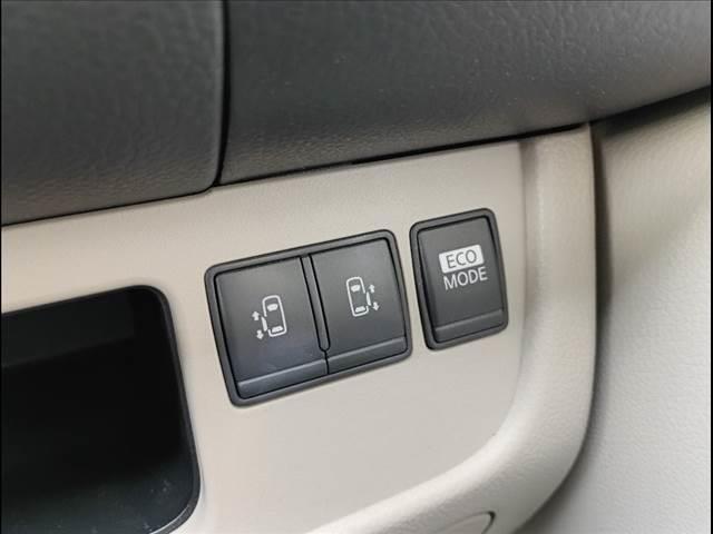 セレナ ２０ＧＳ－ハイブリッド☆１オナ☆８型ナビ☆１０．２型モニター　１オーナー☆８インチナビ☆１０．２インチ後席モニター☆Ｂｌｕｅｔｏｏｔｈ☆バックカメラ☆ビルトインＥＴＣ☆両側電動ドア☆クルーズコントロール☆アイドリングストップ☆ＥＣＯモード☆キセノンオートライト☆（15枚目）