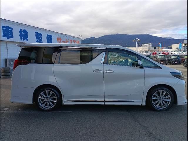 アルファード ２．５Ｓタイプゴールド☆１オナ☆９型ナビ☆１２．１型モニター　１オーナー☆モデリスタエアロ☆Ｗサンルーフ☆セーフティセンス☆９型ナビ☆１２．１型後席モニター☆バックカメラ☆ビルトインＥＴＣ☆両側電動ドア☆電動リアゲート☆クリアランスソナー☆ＢＳＭ☆ハーフレザー☆（5枚目）