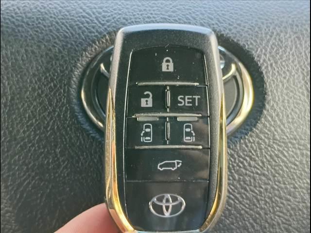 アルファード ２．５Ｓタイプゴールド☆１オナ☆９型ナビ☆１２．１型モニター　１オーナー☆モデリスタエアロ☆Ｗサンルーフ☆セーフティセンス☆９型ナビ☆１２．１型後席モニター☆バックカメラ☆ビルトインＥＴＣ☆両側電動ドア☆電動リアゲート☆クリアランスソナー☆ＢＳＭ☆ハーフレザー☆（17枚目）