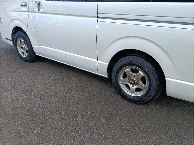 ハイエースワゴン ＧＬ☆１オナ☆４ＷＤ☆１５００Ｗインバーター☆ＦＦヒーター☆　ワンオーナー☆４ＷＤ☆キャンピング仕様☆かーいんてりあ高橋社製リラックスワゴンタイプ３☆ベットキット☆１５００Ｗインバーター☆サブバッテリー２個☆ＦＦヒーター☆サイドオーニング☆ルーフベンチレーター☆（24枚目）