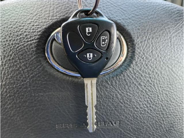 ハイエースワゴン ＧＬ☆１オナ☆４ＷＤ☆１５００Ｗインバーター☆ＦＦヒーター☆　ワンオーナー☆４ＷＤ☆キャンピング仕様☆かーいんてりあ高橋社製リラックスワゴンタイプ３☆ベットキット☆１５００Ｗインバーター☆サブバッテリー２個☆ＦＦヒーター☆サイドオーニング☆ルーフベンチレーター☆（62枚目）