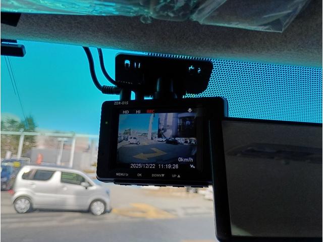 ハイエースワゴン ＧＬ☆１オナ☆４ＷＤ☆１５００Ｗインバーター☆ＦＦヒーター☆　ワンオーナー☆４ＷＤ☆キャンピング仕様☆かーいんてりあ高橋社製リラックスワゴンタイプ３☆ベットキット☆１５００Ｗインバーター☆サブバッテリー２個☆ＦＦヒーター☆サイドオーニング☆ルーフベンチレーター☆（67枚目）