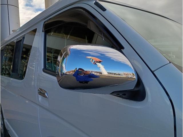 ハイエースワゴン ＧＬ☆１オナ☆４ＷＤ☆１５００Ｗインバーター☆ＦＦヒーター☆　ワンオーナー☆４ＷＤ☆キャンピング仕様☆かーいんてりあ高橋社製リラックスワゴンタイプ３☆ベットキット☆１５００Ｗインバーター☆サブバッテリー２個☆ＦＦヒーター☆サイドオーニング☆ルーフベンチレーター☆（69枚目）