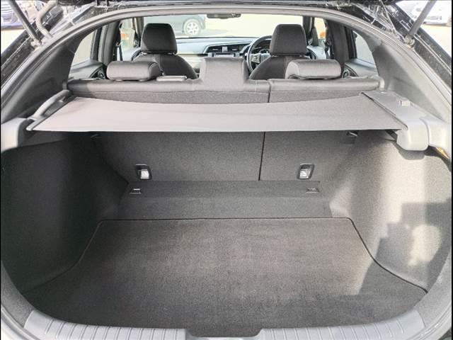 シビック ハッチバックホンダセンシング☆ワンオーナー☆バックカメラ☆　１オーナー☆ターボ☆ホンダセンシング☆ナビ☆Ｂｌｕｅｔｏｏｔｈ接続☆バックカメラ☆ビルトインＥＴＣ☆アダプティブクルーズ☆ＣＭＢＳ☆アイドリングストップ☆パドルシフト☆純正１８ＡＷ☆走行１．２万ｋｍ☆（10枚目）