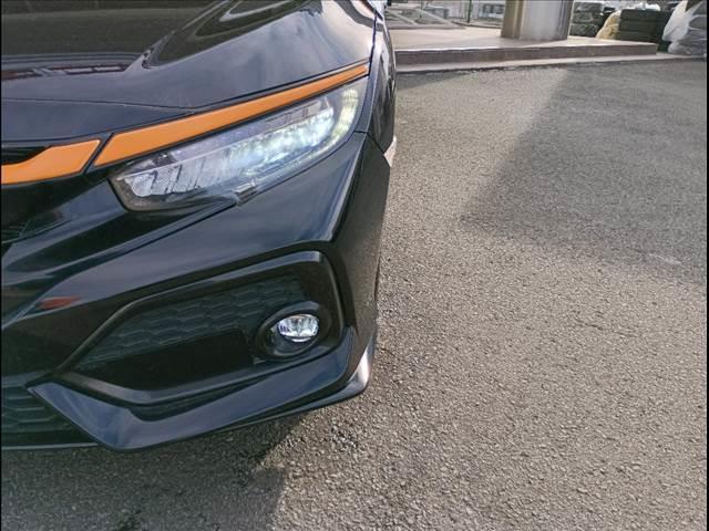 シビック ハッチバックホンダセンシング☆ワンオーナー☆バックカメラ☆　１オーナー☆ターボ☆ホンダセンシング☆ナビ☆Ｂｌｕｅｔｏｏｔｈ接続☆バックカメラ☆ビルトインＥＴＣ☆アダプティブクルーズ☆ＣＭＢＳ☆アイドリングストップ☆パドルシフト☆純正１８ＡＷ☆走行１．２万ｋｍ☆（18枚目）