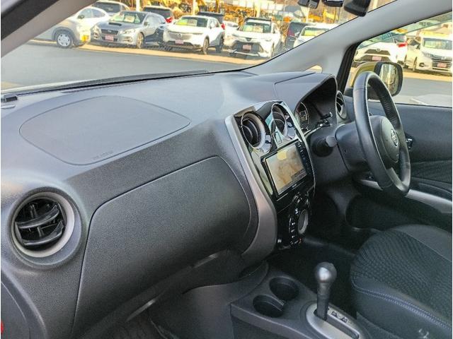 ノート メダリスト☆アラウンドビューモニター☆ＢＴ接続☆前後ドラレコ　ナビ☆Ｂｌｕｅｔｏｏｔｈ☆アラウンドビューモニター☆ＥＴＣ☆前後ドライブレコーダー☆アイドリングストップ☆ＶＤＣ☆ハーフレザーシート☆プッシュスタート☆インテリキー☆電動格納ミラー☆走行２．７万ｋｍ☆（33枚目）