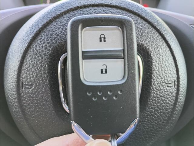 フィット ｅ：ＨＥＶ　ＲＳ☆ワンオーナー☆ホンダセンシング☆９型ナビ☆　ワンオーナー☆ホンダセンシング☆９型ナビ☆Ｂｌｕｅｔｏｏｔｈ☆バックカメラ☆ビルトインＥＴＣ２．０☆前後／車内ドラレコ☆ハーフレザーシート☆ＬＥＤライト☆パドルシフト☆パーキングセンサー☆試乗ＯＫ☆（65枚目）