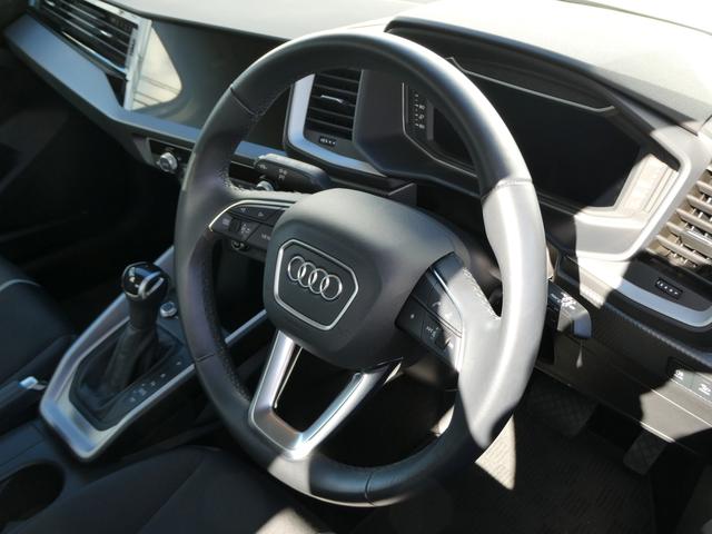 Ａ１スポーツバック ２５ＴＦＳＩ　アドバンスド　ＭＭＩナビゲーション　ＬＥＤヘッドライト　前席シートヒーター　オートエアコン　アルミホイール　センターアームレスト　バーチャルコックピット　アダプティブクルーズコントロール　社外ドライブレコーダー（8枚目）