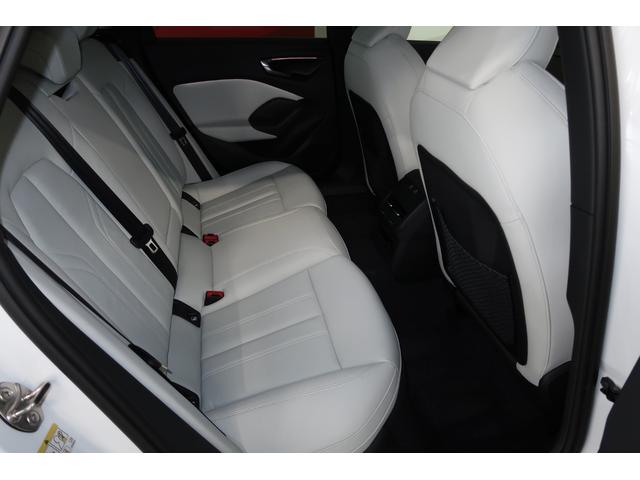 A5アバント エディションワン Edition1(75台限定車)/S-linePKG/テクノロジーパッケージプロ/専用20AW/パステルシルバーインテリア/ダークAudi rings&ブラックスタイリングPKG(8枚目)