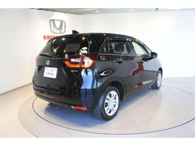 e:HEVネス メモリーナビ リアカメラ ETC 弊社試乗車(5枚目)