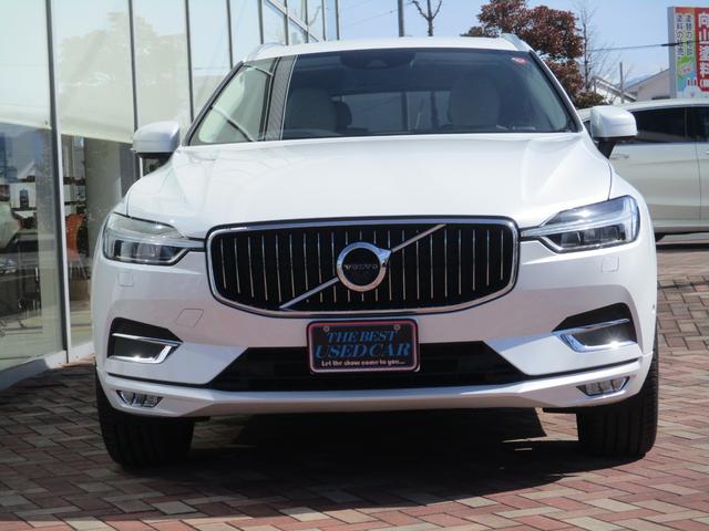 ＸＣ６０ Ｄ４　ＡＷＤ　インスクリプション　禁煙車／衝突回避システム／純正９インチナビ／３６０度ビューカメラ／シートヒーター／ＨＡＲＭＡＮ／ＫＡＲＤＯＮ／本革シート／盗難防止システム／パワーバックゲート／アイドリングストップ／レーンアシスト／（5枚目）