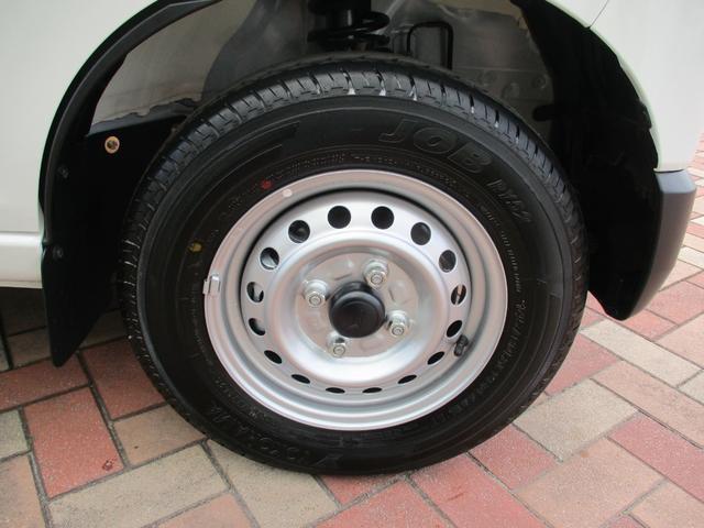 ハイゼットカーゴ DX 登録届出済未使用車/衝突回避ブレーキシステム/4WD/盗難防止システム/衝突安全ボディ/アンチロックブレーキシステム/ダブルエアバッグ/プライバシーガラス/キーレスエントリー/アイドリングストップ/(46枚目)