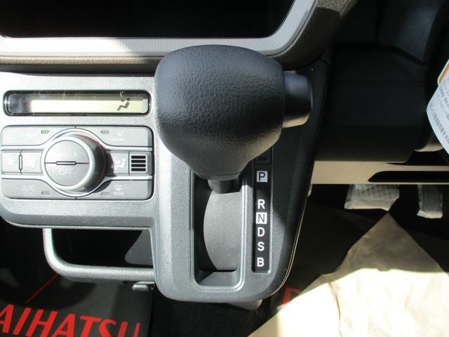 ムーヴ Ｘ　登録届出済未使用車／衝突回避ブレーキシステム／コンフォータブルパック／盗難防止システム／衝突安全ボディ／アイドリングストップ／ＬＥＤヘッドライト／レーンアシスト／クリアランスソナー／オートライト／（12枚目）