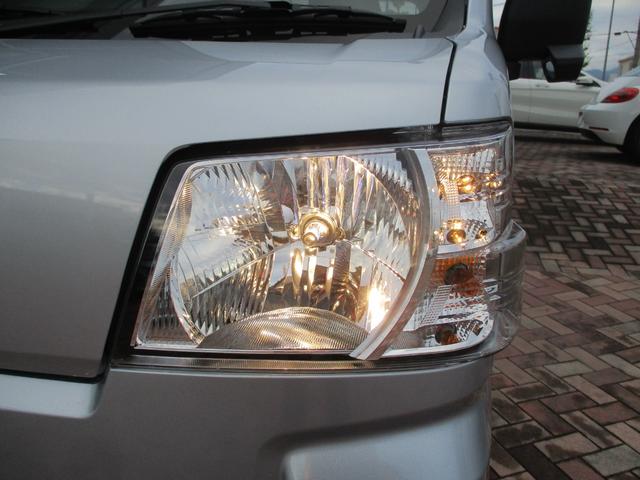 ハイゼットカーゴ ＤＸ　登録届出済未使用車／衝突回避ブレーキシステム／４ＷＤ／盗難防止システム／衝突安全ボディ／レーンアシスト／クリアランスソナー／アイドリングストップ／アンチロックブレーキシステム／ダブルエアバッグ／（41枚目）