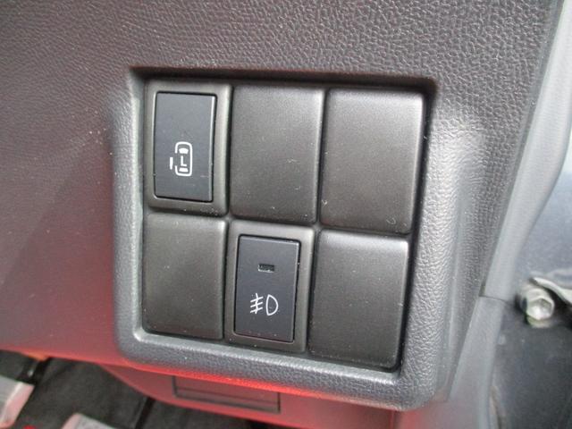 ルークス ハイウェイスター　禁煙車／キセノンライト／盗難防止システム／衝突安全ボィ／オートエアコン／電動格納ミラー／プッシュスタート／スマートキー／電動格納ミラー／左側パワースライドドア／アンチロックブレーキシステム／ＷエアＢ／（20枚目）