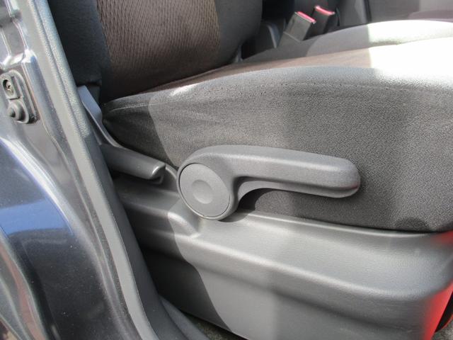 ルークス ハイウェイスター　禁煙車／キセノンライト／盗難防止システム／衝突安全ボィ／オートエアコン／電動格納ミラー／プッシュスタート／スマートキー／電動格納ミラー／左側パワースライドドア／アンチロックブレーキシステム／ＷエアＢ／（26枚目）