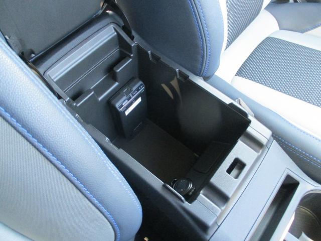 ＸＶ アドバンス　アドバンス（５名４ＷＤ／衝突回避ブレーキシステム／レーンアシスト／禁煙車／純正ナビ／フルセグＴＶ／バックモニー／プッシュスタート／スマートキー／クルーズコントロール／盗難防止システム／衝突安全ボィ／（21枚目）