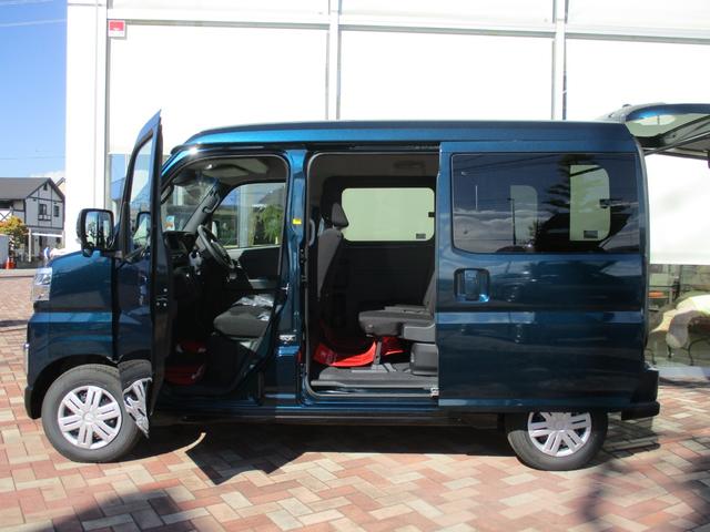 アトレー RS 登録届出済未使用車/衝突回避ブレーキシステム/4WD/ターボ/プッシュスタート/スマートキー/両側パワースライドドア/クルーズコントロール/LEDヘッドライト/盗難防止システム/衝突安全ボディ/ABS(7枚目)