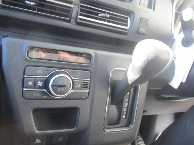 アトレー アトレーデッキバン　登録届出済未使用車／４ＷＤ／ターボ／衝突回避ブレーキシステム／両側パワースライドドア／ＬＥＤヘッドライト／プッシュスタート／スマートキー／盗難防止システム／衝突安全ボディ／レーンアシスト／クルコン／（14枚目）