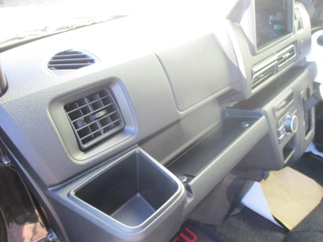 アトレー アトレーデッキバン　登録届出済未使用車／４ＷＤ／ターボ／衝突回避ブレーキシステム／両側パワースライドドア／ＬＥＤヘッドライト／プッシュスタート／スマートキー／盗難防止システム／衝突安全ボディ／レーンアシスト／クルコン／（26枚目）