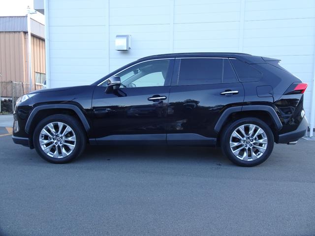 ＲＡＶ４ Ｇ　Ｚパッケージ　４ＷＤ・ＴＳＳ（対車両・歩行者）・ＩＣＳ・８インチＳＤナビ・バックモニター・ＥＴＣ・ドラレコ・Ｂｌｕｅｔｏｏｔｈオーディオ・合皮シート・シートヒーター・純正アルミホイール・保証書・取説・ロングラン保証（8枚目）