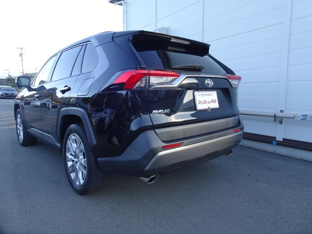 ＲＡＶ４ Ｇ　Ｚパッケージ　４ＷＤ・ＴＳＳ（対車両・歩行者）・ＩＣＳ・８インチＳＤナビ・バックモニター・ＥＴＣ・ドラレコ・Ｂｌｕｅｔｏｏｔｈオーディオ・合皮シート・シートヒーター・純正アルミホイール・保証書・取説・ロングラン保証（9枚目）