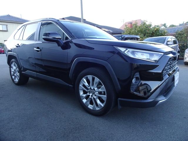 ＲＡＶ４ Ｇ　Ｚパッケージ　４ＷＤ・ＴＳＳ（対車両・歩行者）・ＩＣＳ・８インチＳＤナビ・バックモニター・ＥＴＣ・ドラレコ・Ｂｌｕｅｔｏｏｔｈオーディオ・合皮シート・シートヒーター・純正アルミホイール・保証書・取説・ロングラン保証（12枚目）
