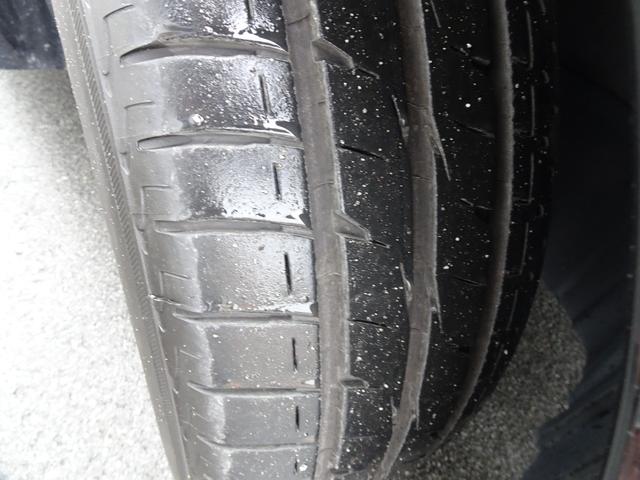 ヴォクシー ZS 煌III ワンオーナー・TSS(対車両・歩行者)ICS・8インチSDナビ・バックモニター・ETC・ドラレコ・Bluetoothオーディオ・後席モニター・純正アルミホイール・スペアタイヤ・保証書・ロングラン保証(6枚目)