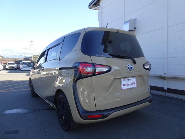 シエンタ ハイブリッド　Ｇ　セーフティーエディションＩＩ　ワンオーナー・７人乗り・ＴＳＳ（対車両・歩行者）ＩＣＳ・８インチＳＤナビ・バックモニター・ＥＴＣ・ドラレコ・Ｂｌｕｅｔｏｏｔｈオーディオ・後席モニター・シート・ハンドルヒーター・保証書・ロングラン保証（9枚目）