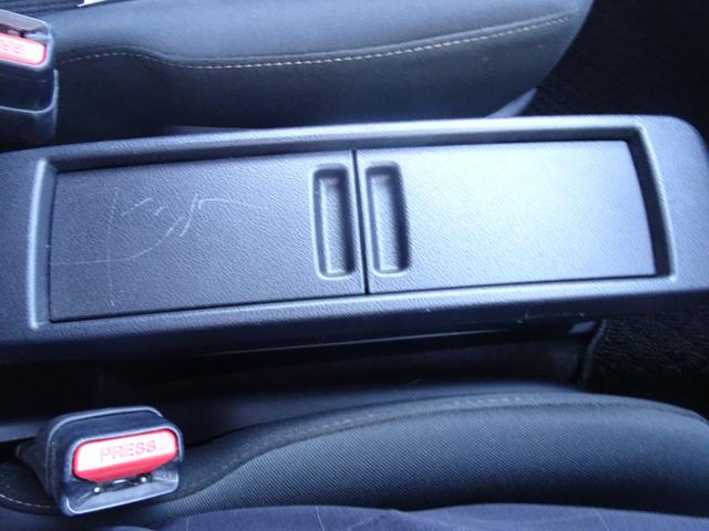 シエンタ ハイブリッド　Ｇ　セーフティーエディションＩＩ　ワンオーナー・７人乗り・ＴＳＳ（対車両・歩行者）ＩＣＳ・８インチＳＤナビ・バックモニター・ＥＴＣ・ドラレコ・Ｂｌｕｅｔｏｏｔｈオーディオ・後席モニター・シート・ハンドルヒーター・保証書・ロングラン保証（32枚目）