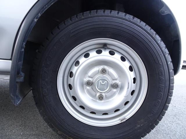 車検の受付も行っております。スタッフにお気軽にお問い合わせ下さい。