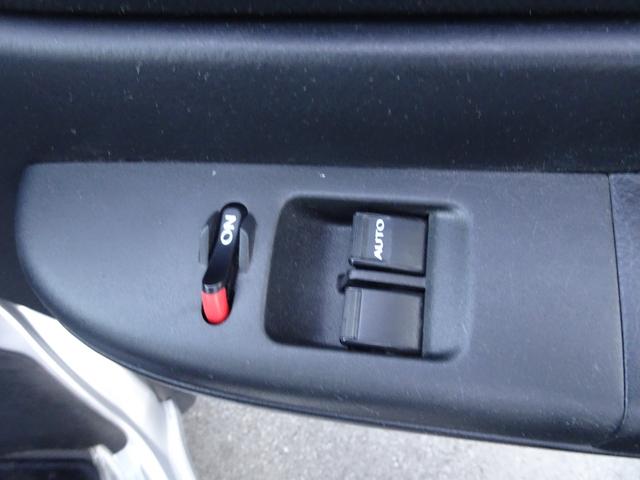 ローンは、安心のトヨタファイナンス。あなたのライフスタイルに合った計画的なご利用で、充実したカーライフをお約束します。